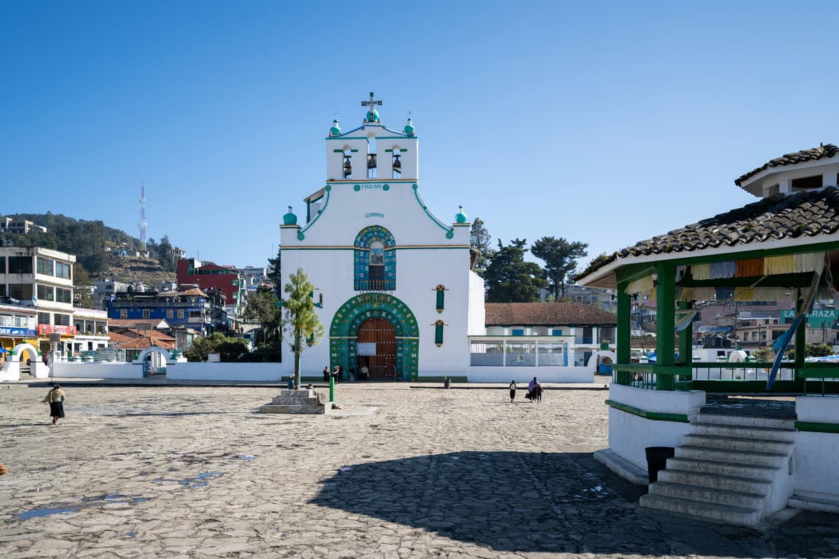 CHAMULA Y ZINACANTÁN